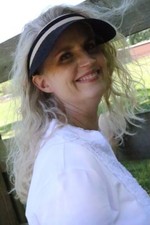 Augusta Wide-Brimmed Comfort