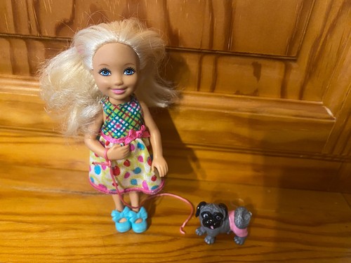 Petite poupee chelsea - petite,