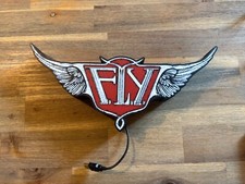 Insigne Lumineuse FLY – Attraction Phantasialand – USB – Fan Art 3D (32 x 12 cm)