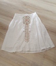 Jupe Blanche Mi Longue Joli Motif Doré Ella S