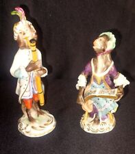 2 Statuettes En Porcelaine Allemande De Volkstedt Singes Musiciens