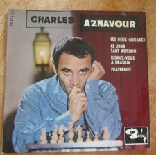 EP 45 TOURS CHARLES AZNAVOUR
