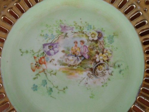Assiette ancienne ajouree - ancienne,