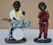 2 statuettes MUSICIENS de JAZZ NOIRS / H: 8,5 cm / -1-