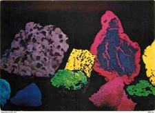 Mineraux - La Moineaudière - Xonrupt - Lumière noire Vernérite Strontianite - Ca