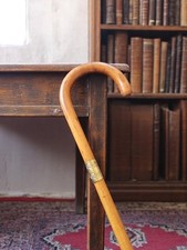 Canne vintage en bois avec