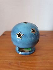 Boule photophore allemande en céramique émaillée bleue et étoile dorées 12x13 cm