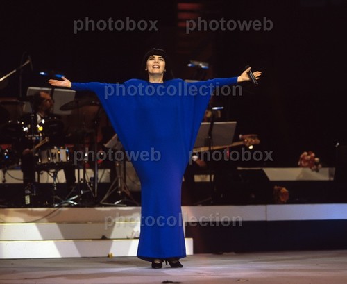 Mireille mathieu exclusive - *,