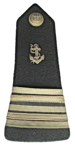 Une épaulette capitaine de - épaulette,