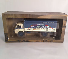 1/43 IXO/ALTAYA Camion D'Autrefois Panhard Movic 1952 boite ouverte pour photo