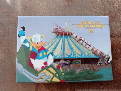 Disneyland paris magnet space - disneyland,