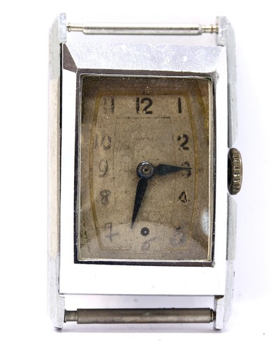 Montre mécanique ancienne