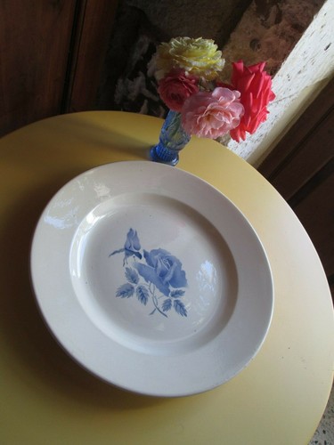 Vaisselle faience ancienne
