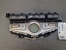 Commande chauffage climatisation auto - Honda Jazz I de 2004 à nov. 2008