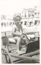 ANCIENNE PHOTOGRAPHIE 1956 ENFANT CHARRETTE DE LA PETITE CHEVRE