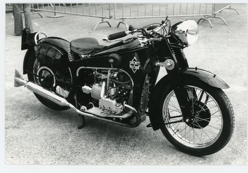 Photo moto ancienne - photo,,