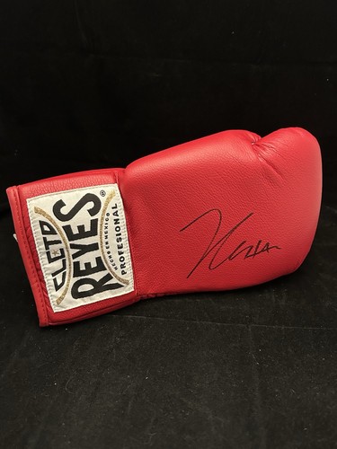 Julio cesar chavez signed - cesar,