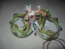 bibelot ancien en porcelaine