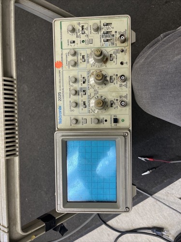 Tektronix 2225 analog - tektronix,
