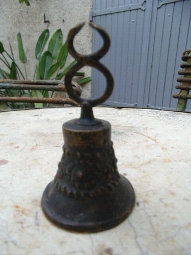 Clochette bronze afrique - en,