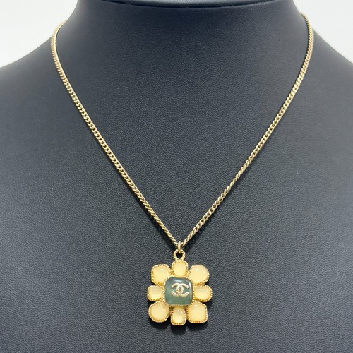 Collier chanel a16c logo - a16c,