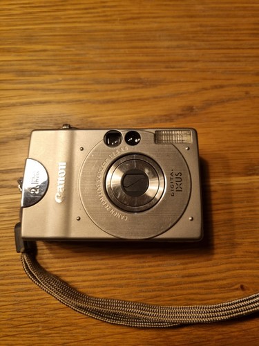 Canon ixus digital camera - ixus,