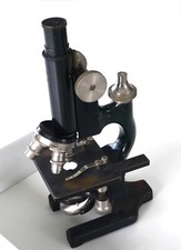 MICROSCOPE STIASSNIE