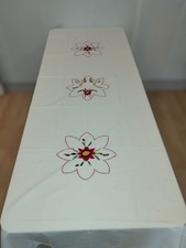 JOLIE NAPPE DE TABLE BLANCHE BRODEE MAINS Artisanat Madagascar Thème Noël 1