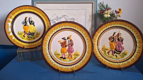 Lot assiettes - 3,