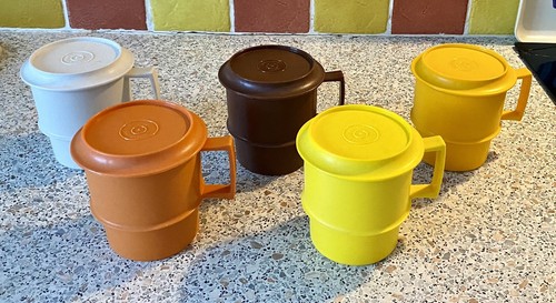 Tupperware gobelets vintage - gobelets,
