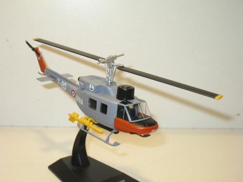 Altaya hélicoptére agusta - hélicoptére,