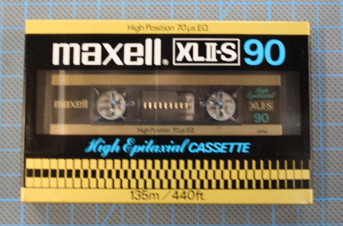 Cassette audio tape - cassette, maxell