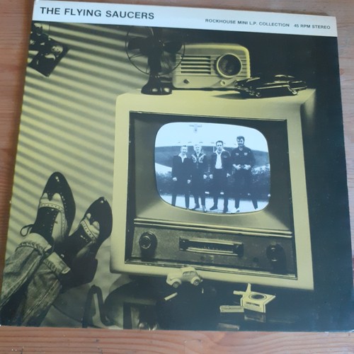 The flying saucers - flying,
