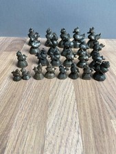 Série de 24 poids à opium