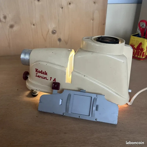 Projecteur diapos kodak - projecteur,