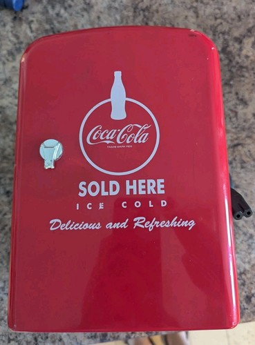 Coca cola mini refrigerator - coca-cola,