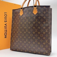 LOUIS VUITTON Bag: Sac Plat