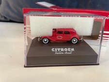 Brekina 1/64 - citroen traction avant " ville de Lannepax "  service d'incendie