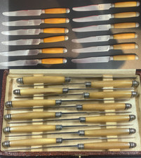 SERIE 24 COUTEAUX 12 Table &12