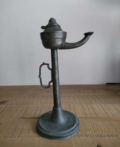 Ancienne lampe huile antique - a,
