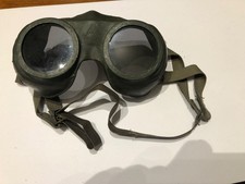 Militaria (9) WW2 Allemagne équipement du soldat lunettes à identifier