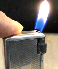 Briquet Ancien ** Flaminaire Quercia ** Vintage gas Lighter Feuerzeug Accendino