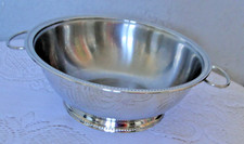 Plat de service à oreilles