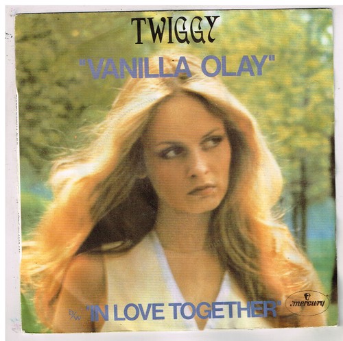 Twiggy vanilla olay 7 - ,