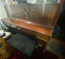 Piano droit d'étude, bon