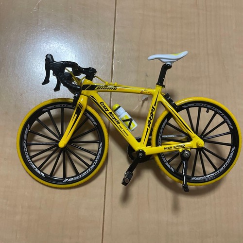 Figurine miniature vélo - figurine,