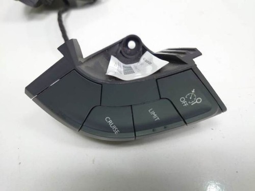 9666733480 commande volant