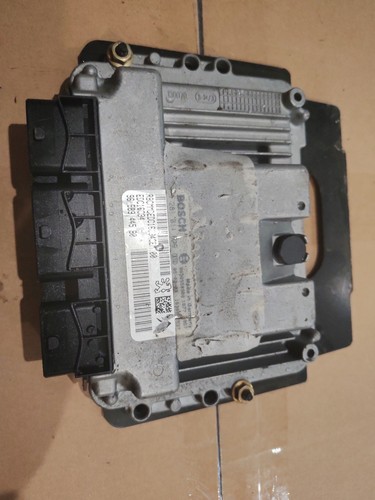 Calculateur moteur peugeot - calculateur,