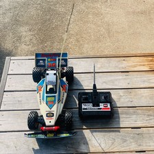 Voiture radiocommandée NIKKO