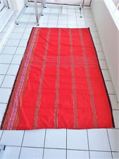 Foulard Paréo grand tissu rouge Lurex fils doré motif Ethnique Artisanal Vintage